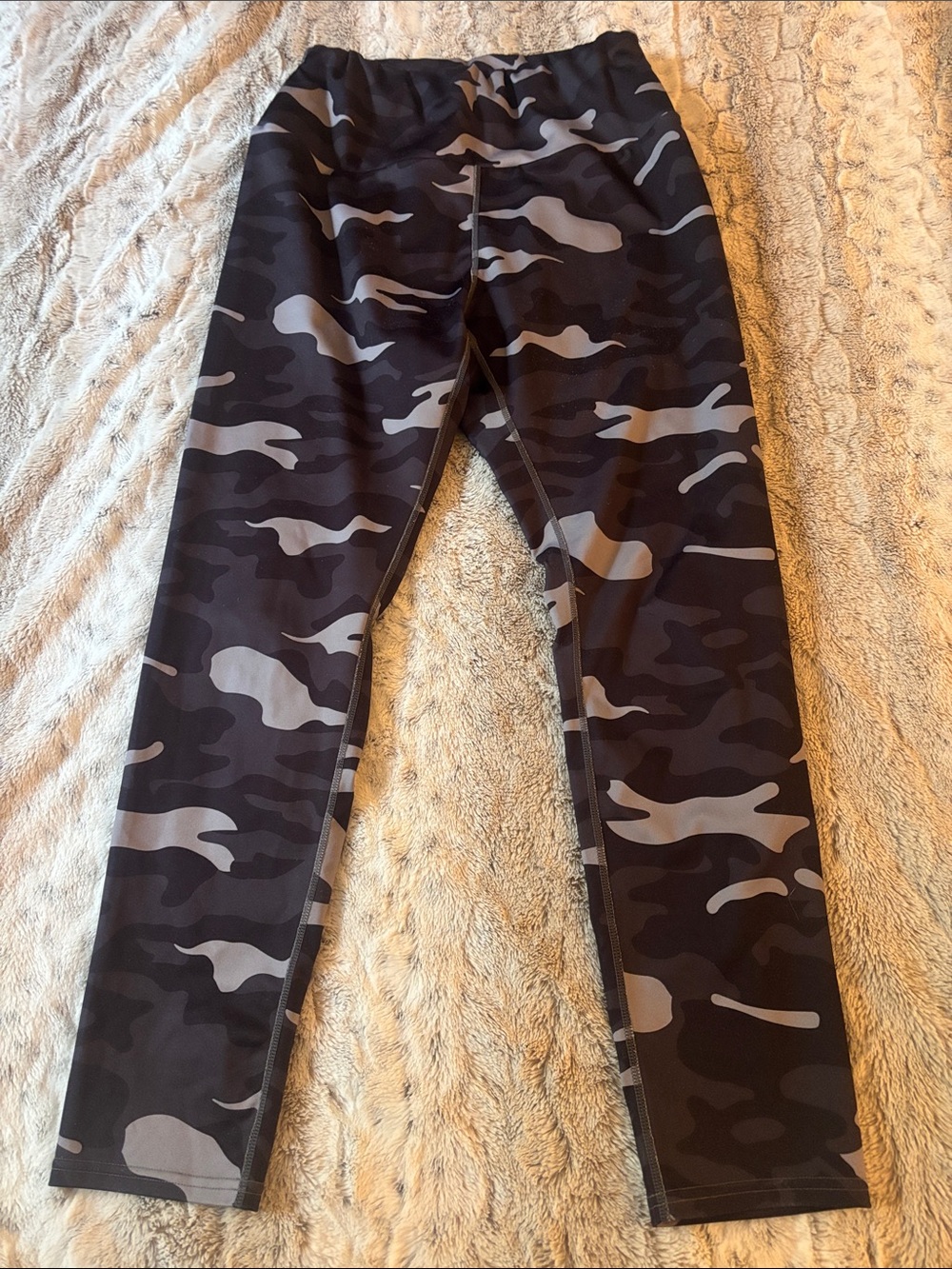 SHEIN Black & Gray Camo Kids Leggings
